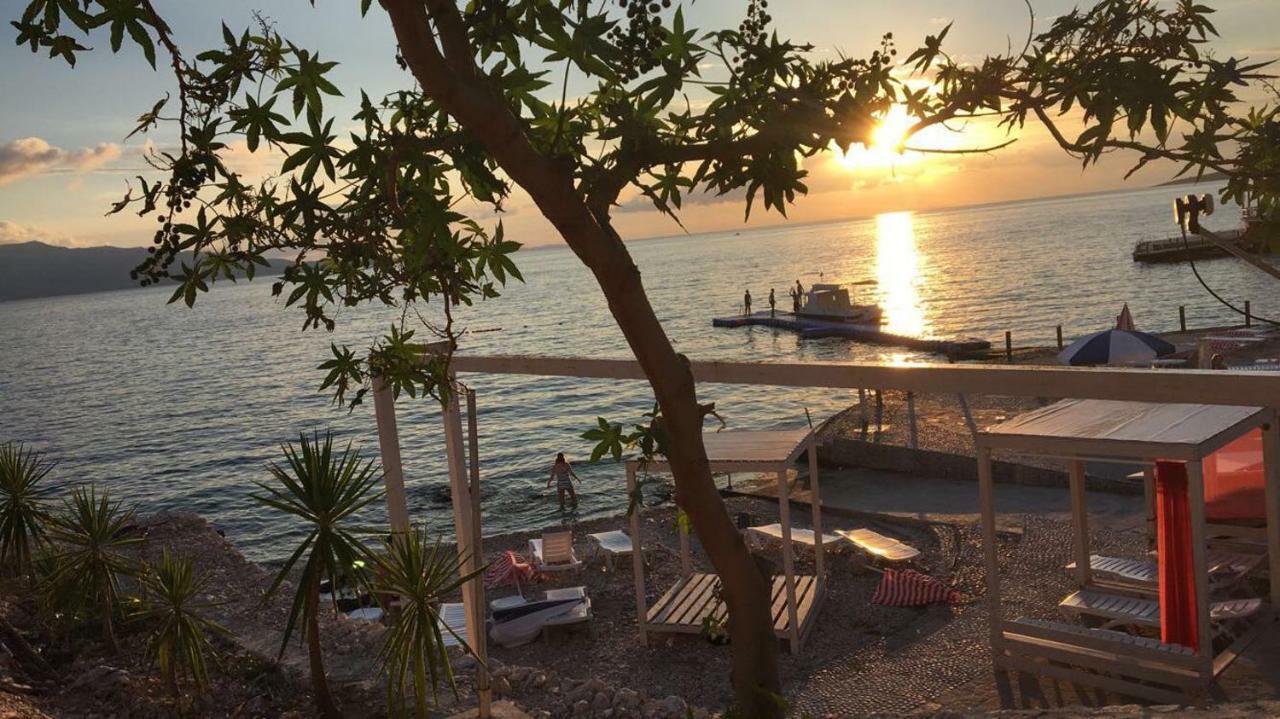 Bougainville Bay Resort - Villa 11 Sarande Ngoại thất bức ảnh