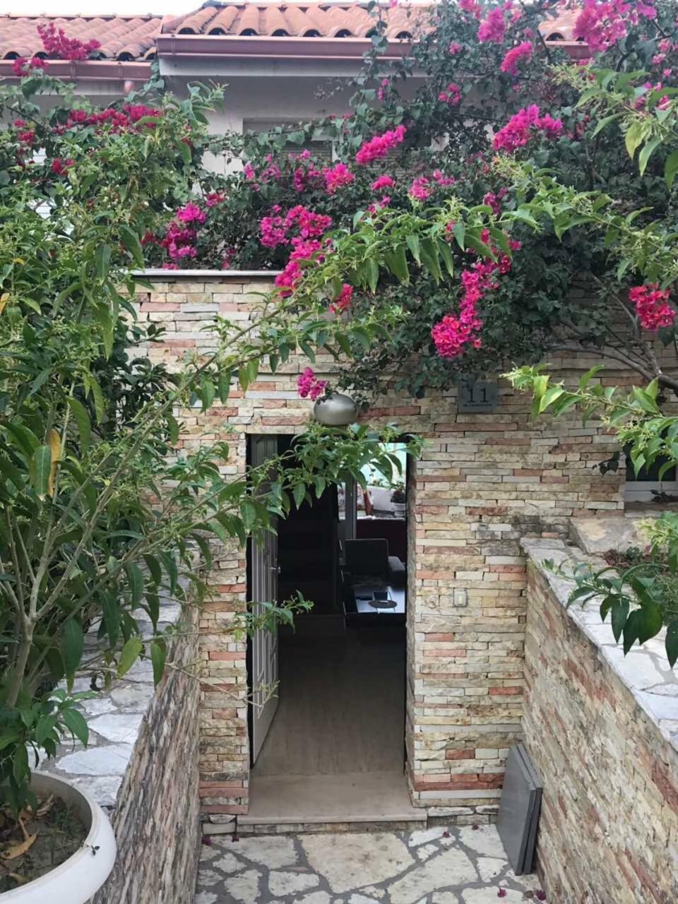 Bougainville Bay Resort - Villa 11 Sarande Ngoại thất bức ảnh